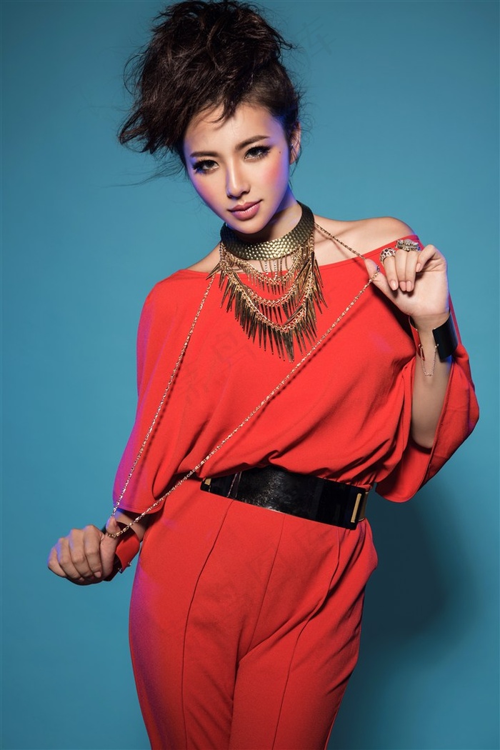 马迭尔旅馆的枪声演员表